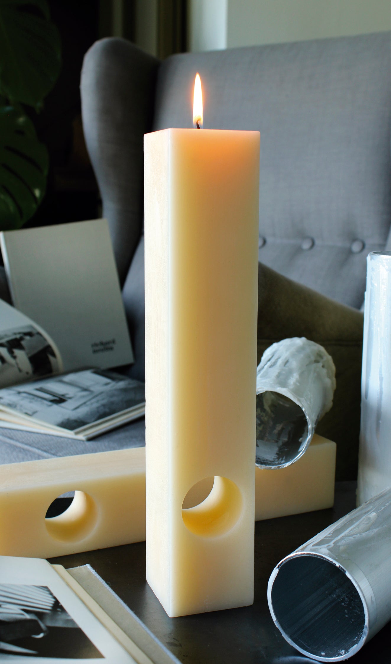 Design candle "Ricardo" by Marta Vilallonga