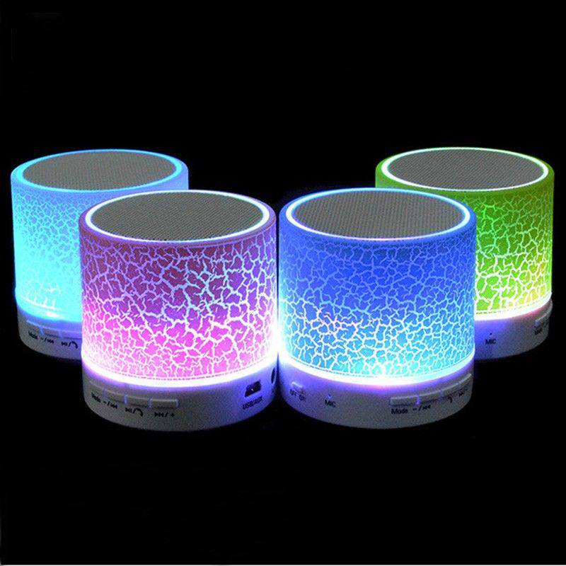Mini altavoz bluetooth con luz led, radio y USB