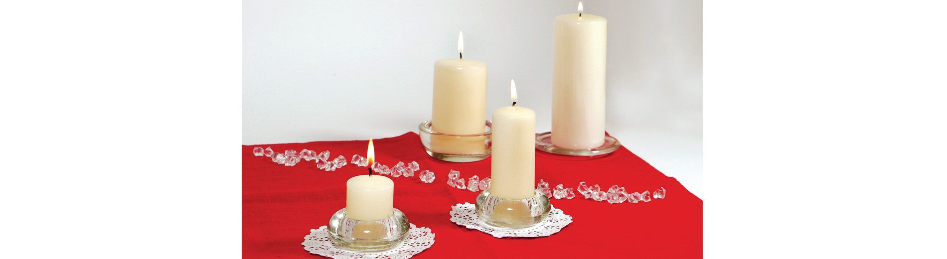 Velas para pequeños portavelas o candelabros para decorar en un evento