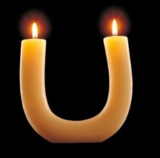 Vela de diseño "U" por Sybilla
