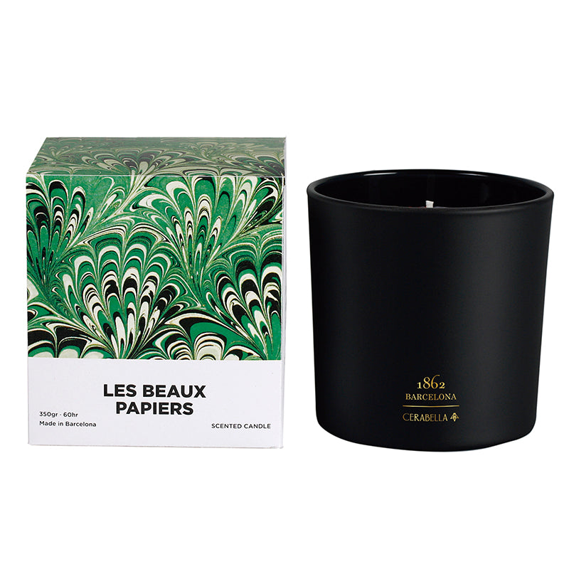 Vela perfumada en vaso de cristal negro satinado